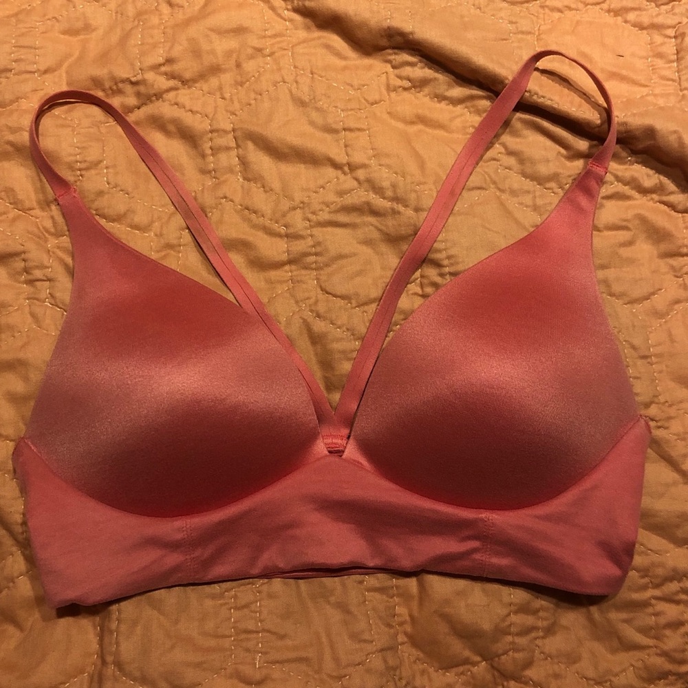Victoria’s Secret bra 32c